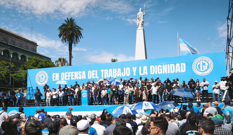 Cuándo sería el paro general de la CGT por la reforma laboral y qué pasará con el transporte