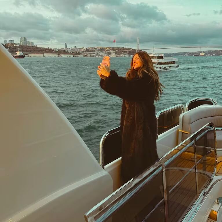 Cuánto costó el lujoso festejo de cumpleaños de la China Suárez en un yate en el Bósforo