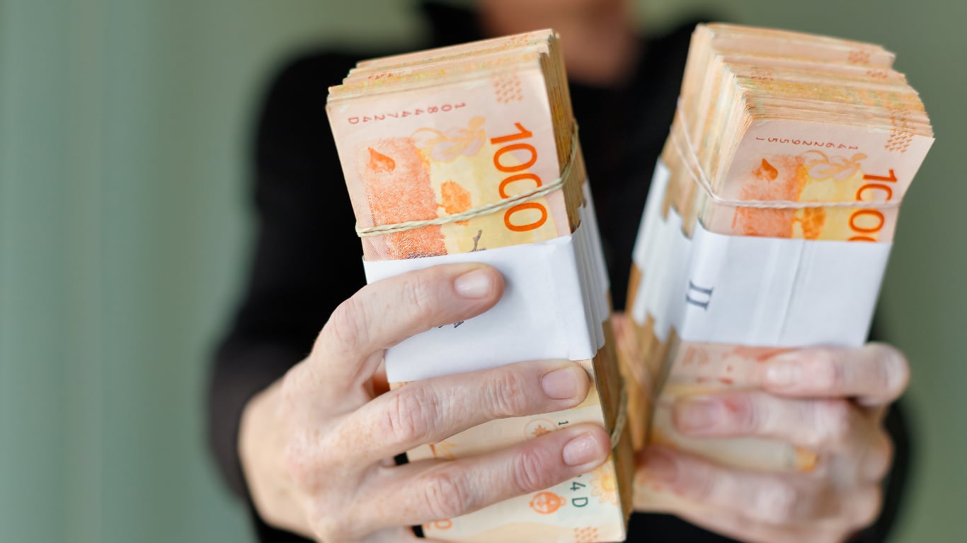 Cuánto hay que invertir para recibir $200.000 en un plazo fijo con la tasa actual de febrero 2024 (Foto: Adobe Stock).