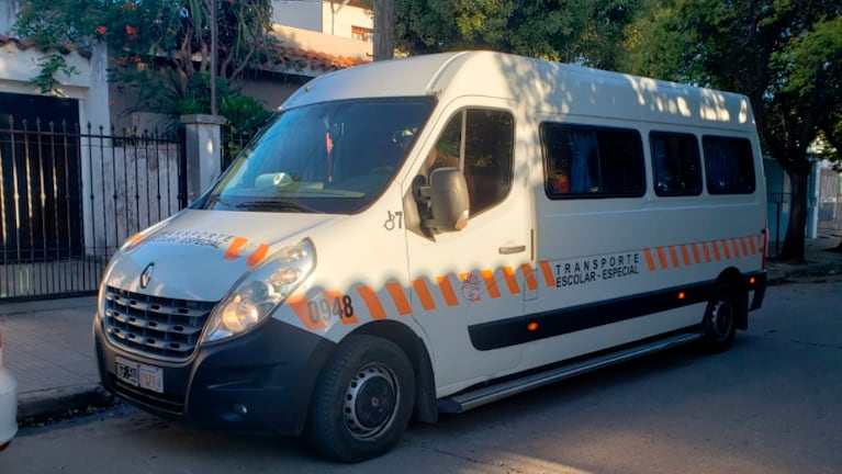 Cuánto sale mandar a los chicos al colegio con transporte escolar.