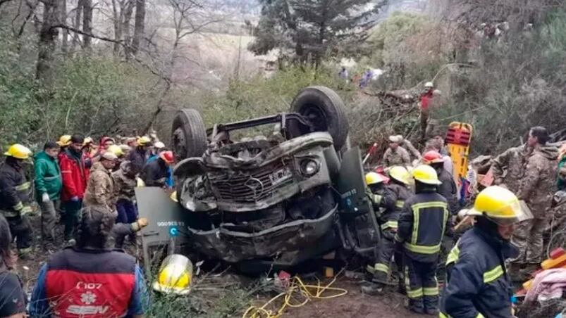 Cuatro soldados murieron por el accidente con el camión del Ejército. Foto: FM Pueblo Viejo.