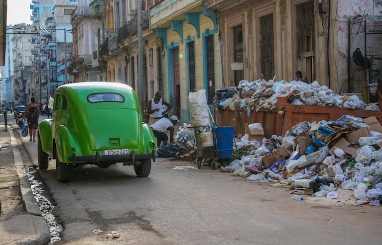 Cuba atraviesa una crisis sanitaria.