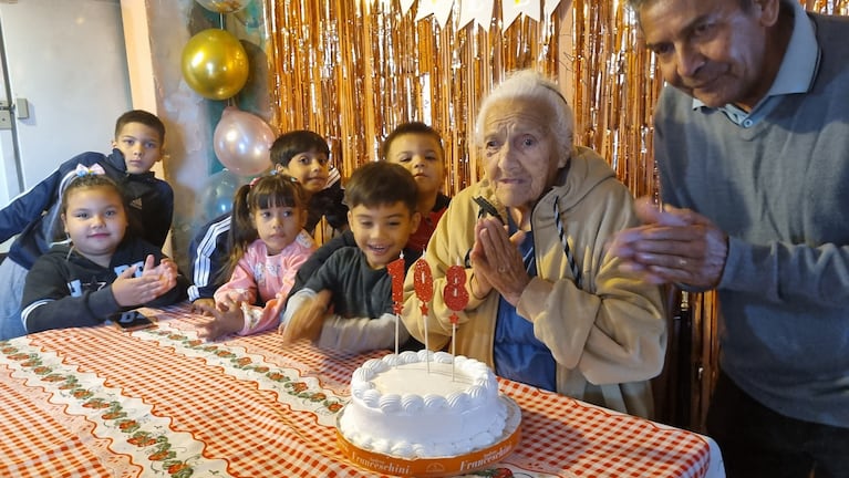 Cumplió 108 años y se convirtió en la más longeva de Córdoba.