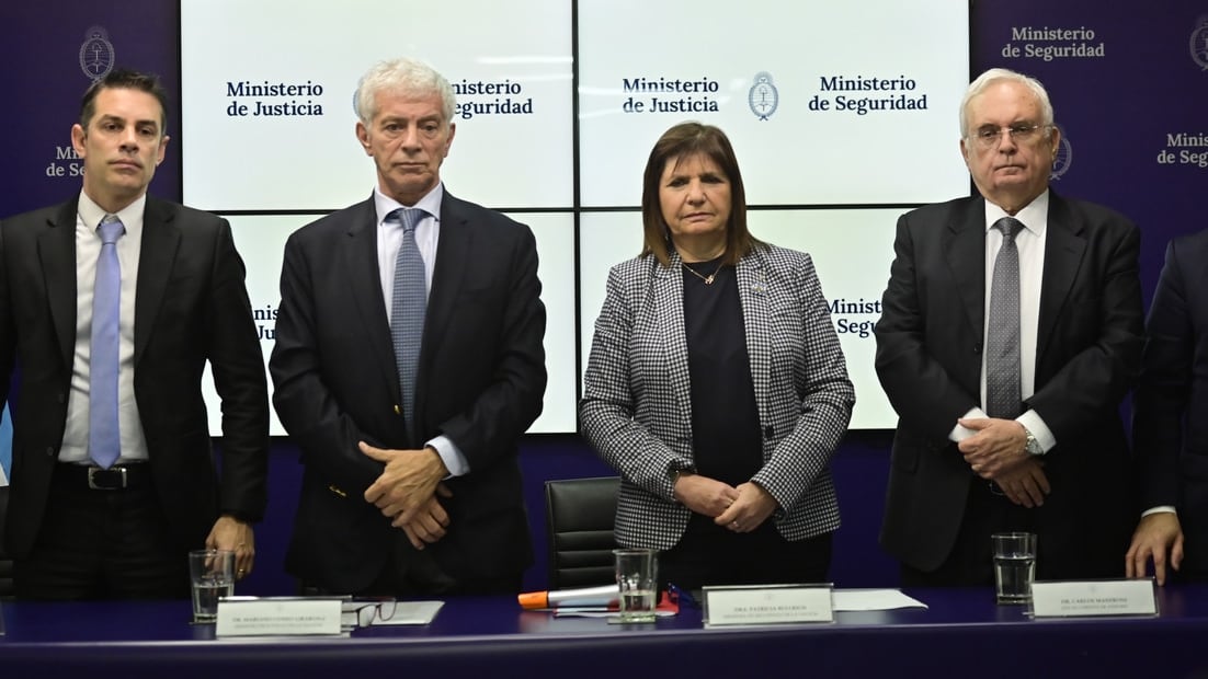 Cúneo Libarona y Bullrich en la presentación del proyecto.