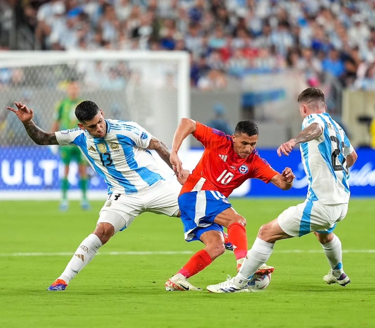 Cuti Romero y su rol como el “cuartetizador” de la Selección: su confesión a El Doce