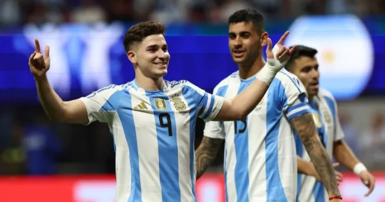 Cuti y Julián, listos para entrenar a la par del grupo.
