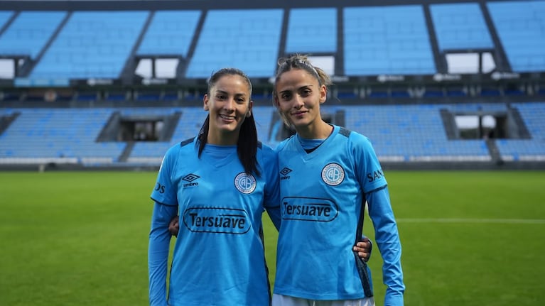 Dalma Mancilla y Sofía Salas, jugadoras de Belgrano.