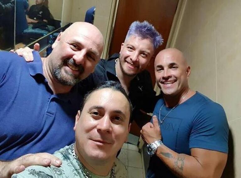 Damián Córdoba, del platinado al color