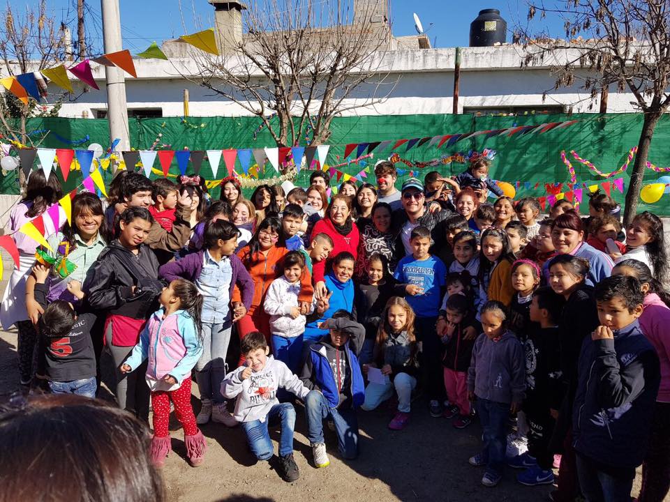 Damian Córdoba en el comedor copa de leche san javier de Barrio Suárez