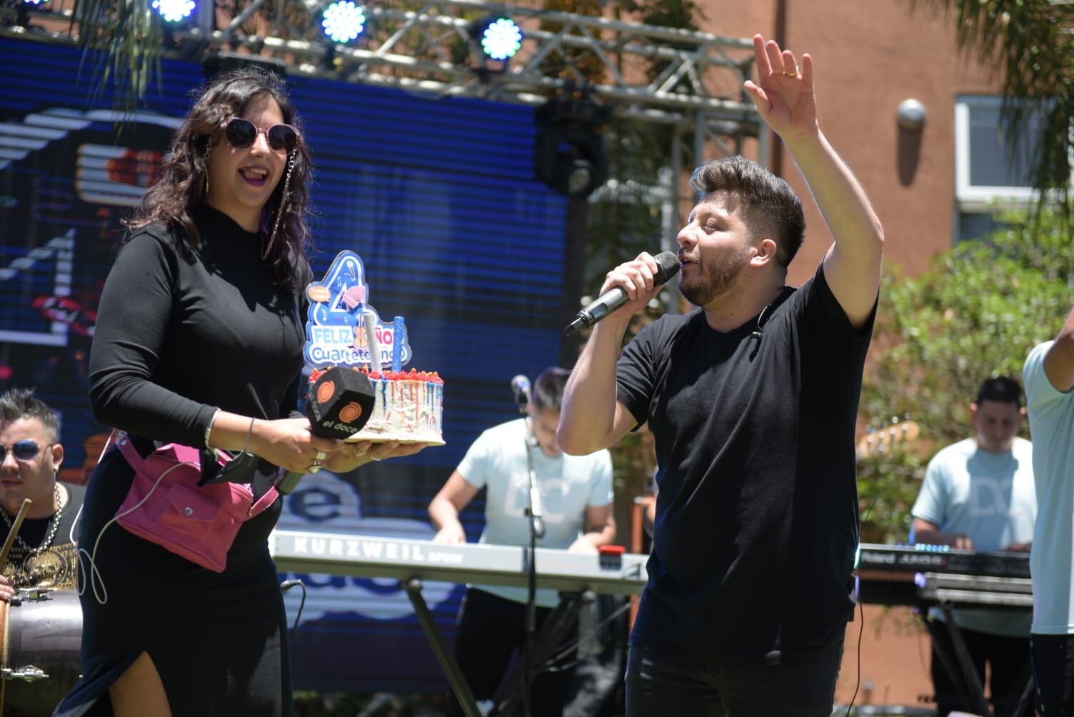 Damián se sumó a los festejos del sitio de cuarteto de Córdoba. Foto: Lucio Casalla / ElDoce.tv.