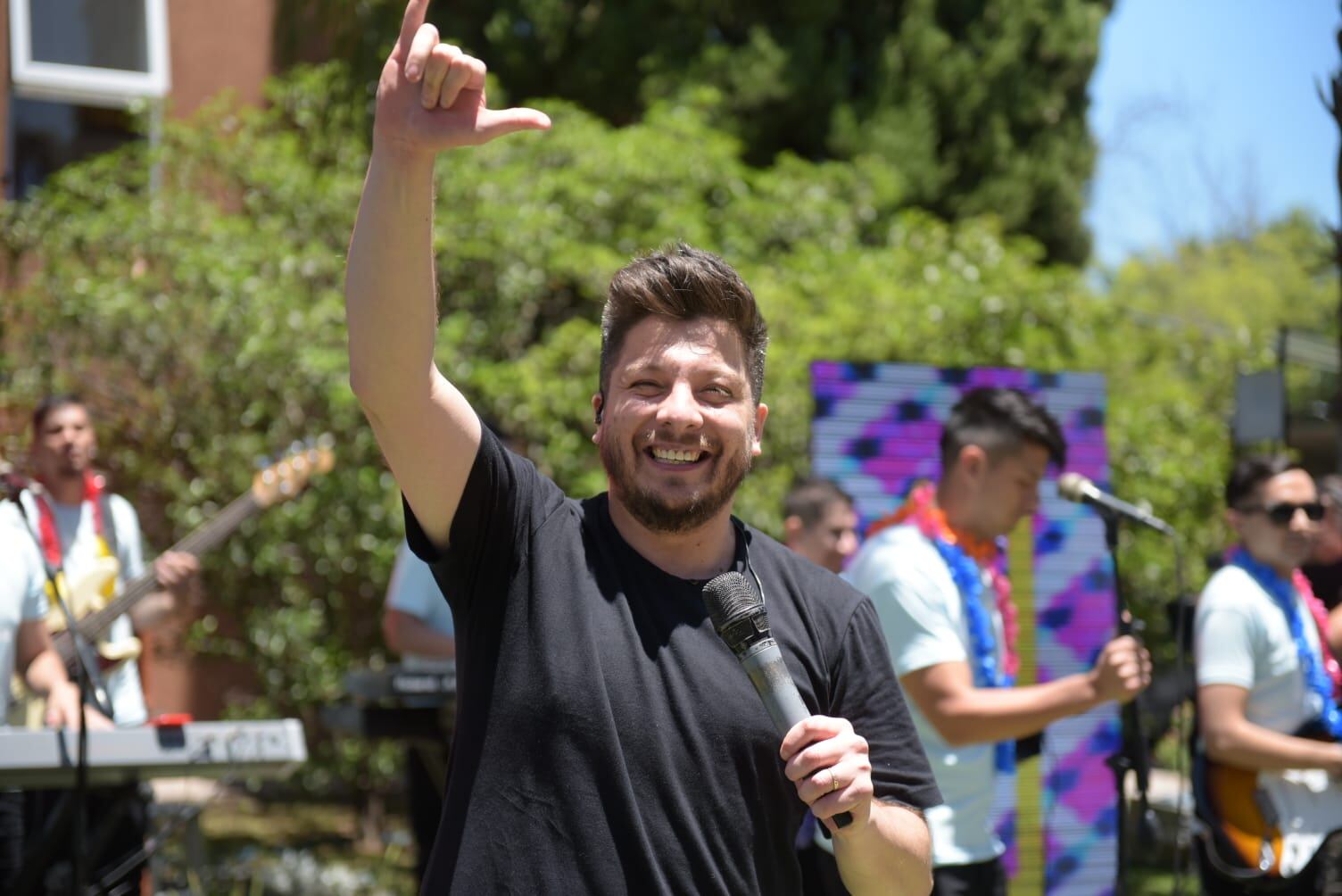 Damián se sumó a los festejos del sitio de cuarteto de Córdoba. Foto: Lucio Casalla / ElDoce.tv.