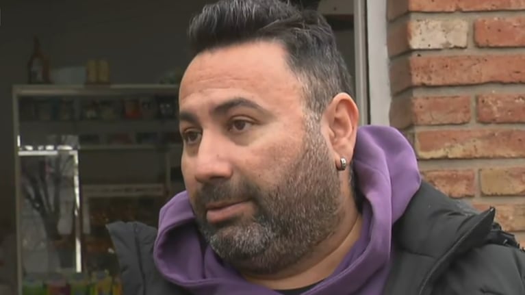 Daniel, el dueño del almacén, atrapó al niño que le robó.