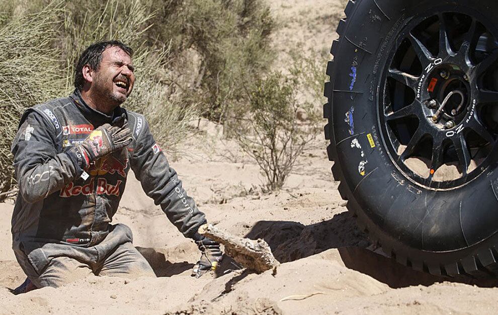 Daniel Elena, copiloto de Loeb, en el calor de la arena de Catamarca.