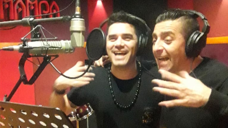 Daniel Guardia y Adrián Gómez en plena grabación.