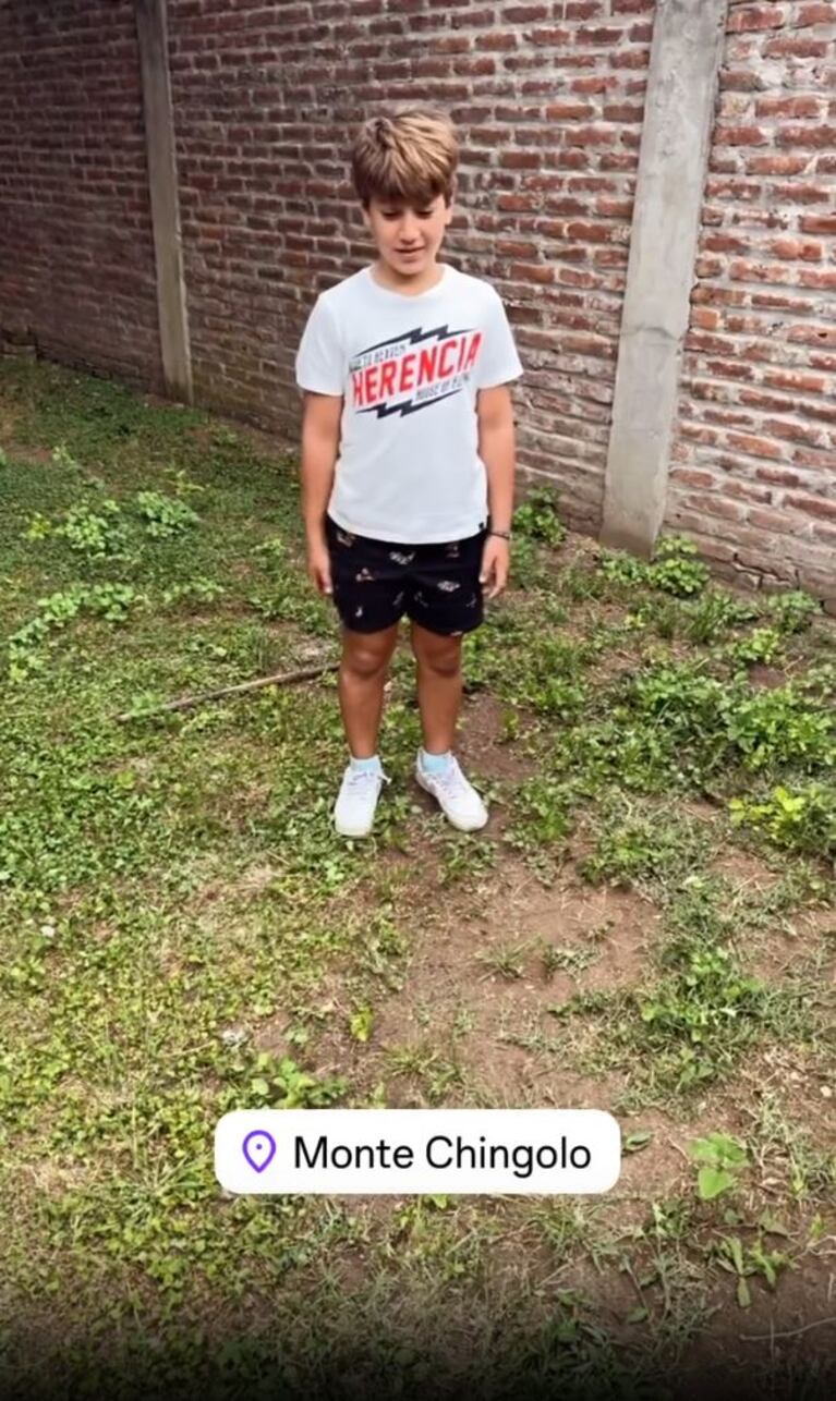 Daniel Osvaldo celebró la Navidad en Monte Chingolo con su hijo Momo. (Foto: Instagram/daniosvaldobv)