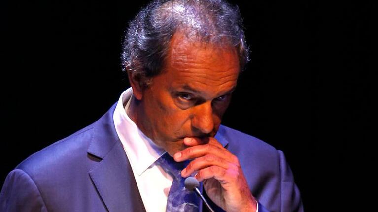 Daniel Scioli sigue de cerca las denuncias que le presentó la diputada Elisa Carrió.