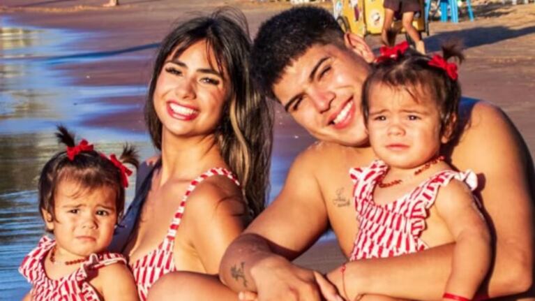 Daniela Celis y Thiago Medina tienen a las gemelas Laia y Aimé.