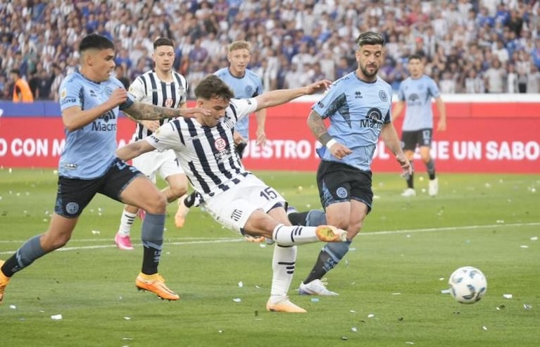 Darío Herrera dirigió un clásico cordobés que terminó en empate sin goles en octubre de 2023. Foto: Lucio Casalla / El Doce. 