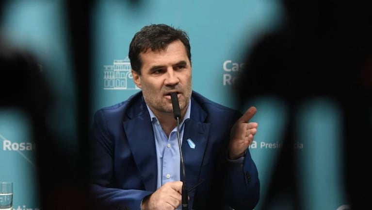 Darío Martínez dejará su cargo como secretario de Energía.