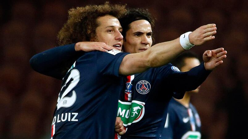 David Luiz y Cavani temen por lo que pueda suceder en Francia. 