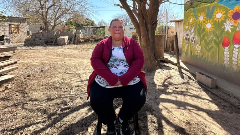 Dayana lleva adelante un comedor en la Villa los 40 de Argüello.