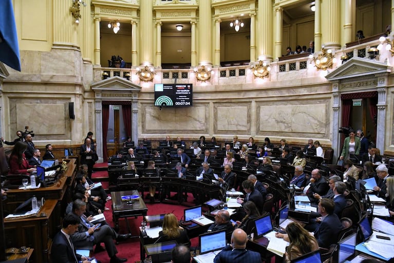 De cuánto es el aumento en Senadores a a partir de noviembre.