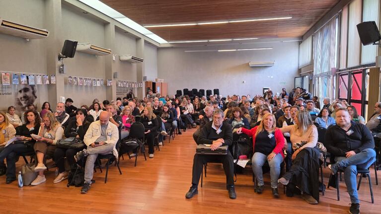 De cuánto es el aumento para los docentes luego del acuerdo entre la Uepc y Provincia.