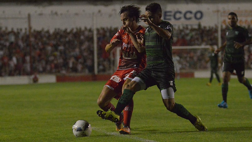 De la mano de los chicos, Instituto metió su primer triunfo. Foto: Lucio Casalla / ElDoce.tv.