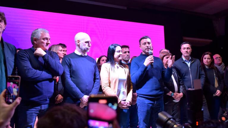 De Loredo acompañado por Bullrich y Larreta. Foto: Adriana Zanier / ElDoce.tv