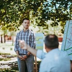 De Loredo presentó sus propuestas para la salud de la ciudad de Córdoba.