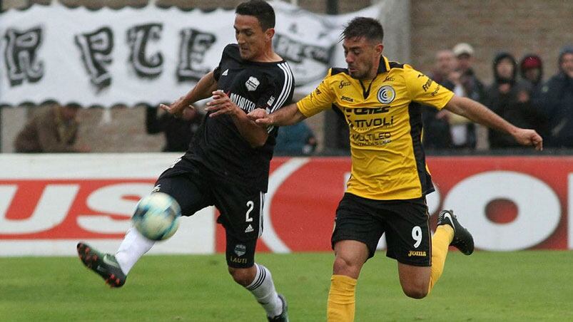 De manera escandalosa, Riestra subió de categoría.