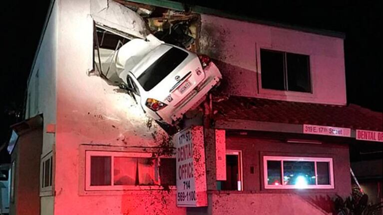 De no creer: así quedó el auto tras chocar.