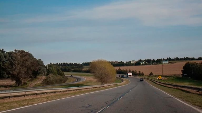 De terror: dos chicas viajaban con un camionero que quedó detenido acusado de violar a una de ellas