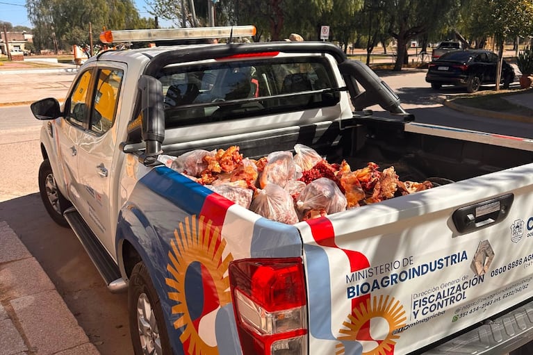 Decomisaron 300 kilos de carne en mal estado en el interior de Córdoba.