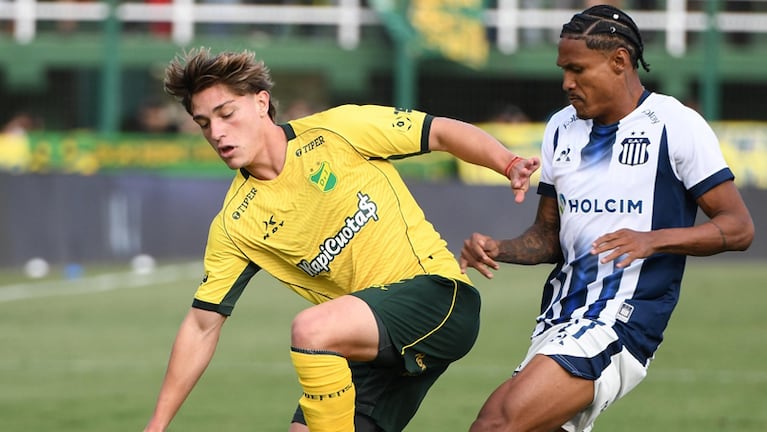 Defensa y Justicia-Talleres en Florencio Varela.