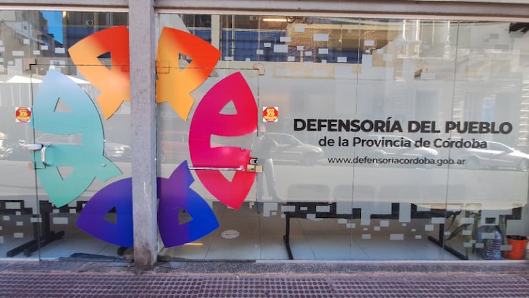 Defensoría del Pueblo de la Provincia de Córdoba. Deán Funes 352. Córdoba capital. Atención ciudadana de lunes a viernes de 8 a 18 hs.