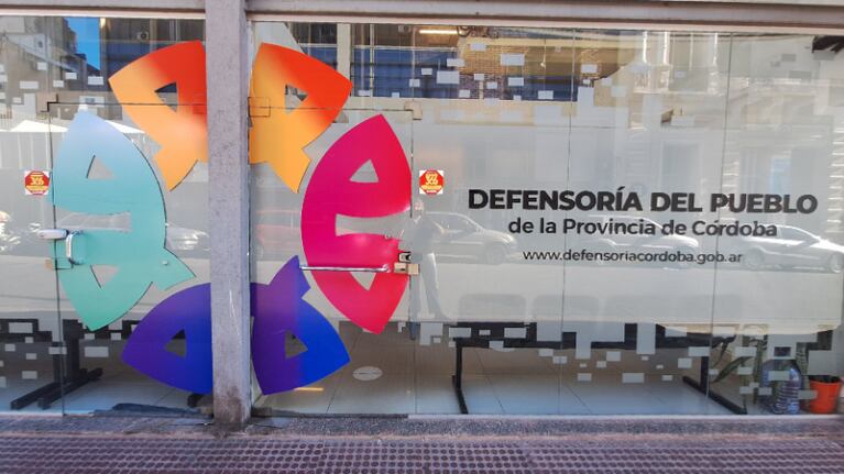 Defensoría del Pueblo de la Provincia de Córdoba. Deán Funes 352. Córdoba capital. Atención ciudadana de lunes a viernes de 8 a 18 hs.