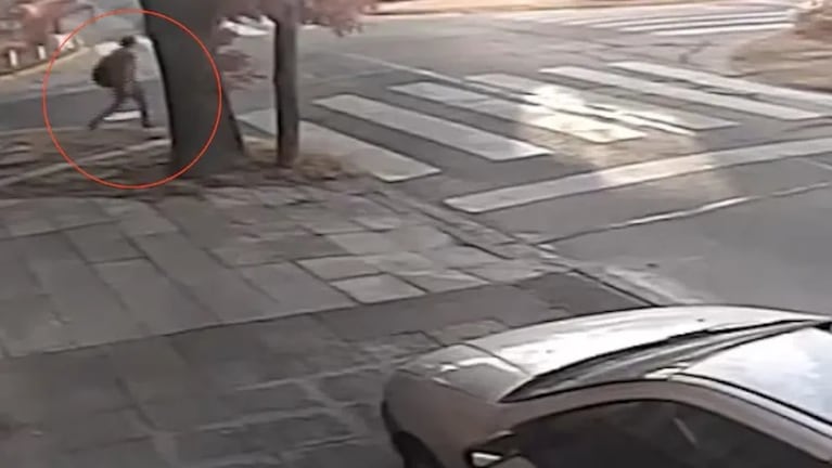 Degollaron a una mujer en plena calle.