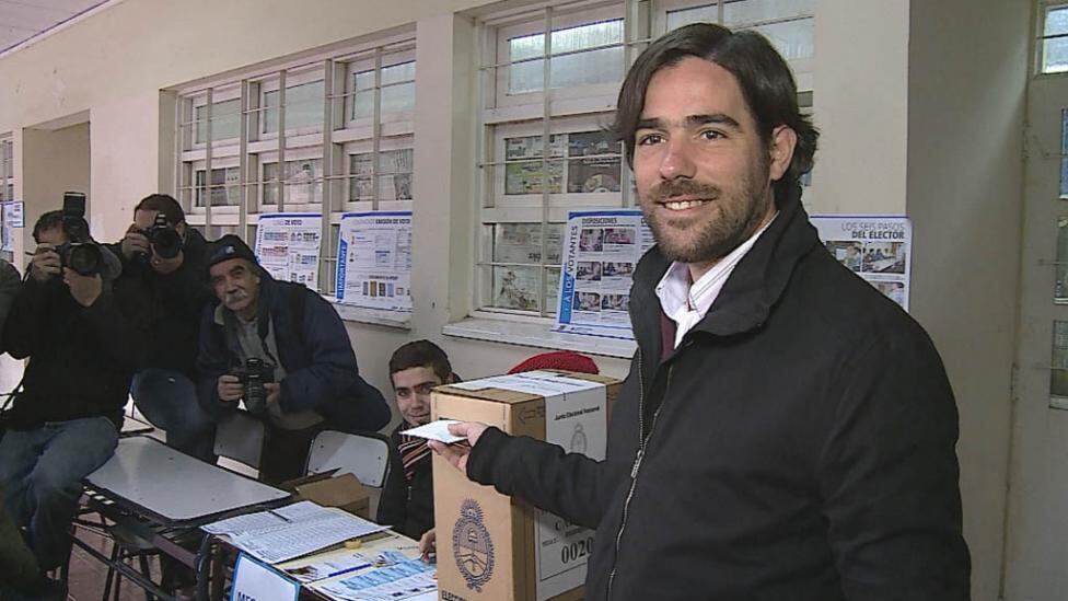 Del Caño llamó a que cada uno vote por convicción y no al mal menor.