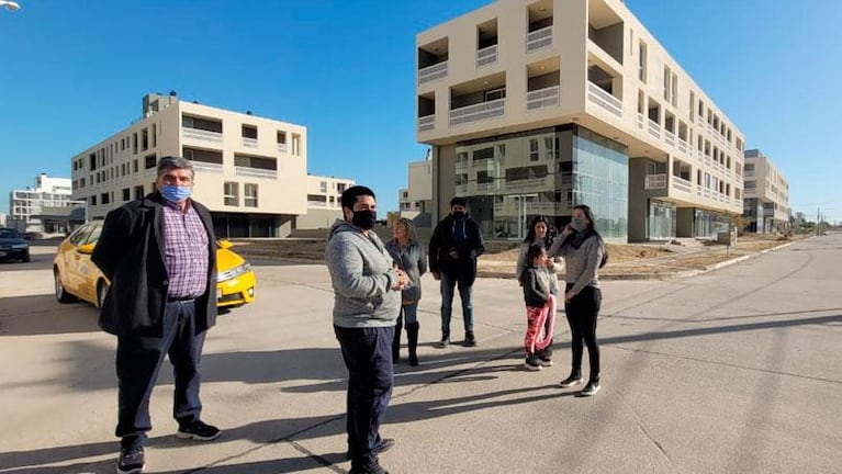 Del sueño a la pesadilla: vecinos de Procrear Liceo denuncian robos y problemas en la obra