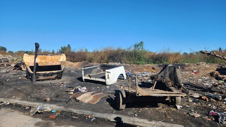 Demolieron desarmaderos de autos en Villa La Tela y hay al menos 14 detenidos
