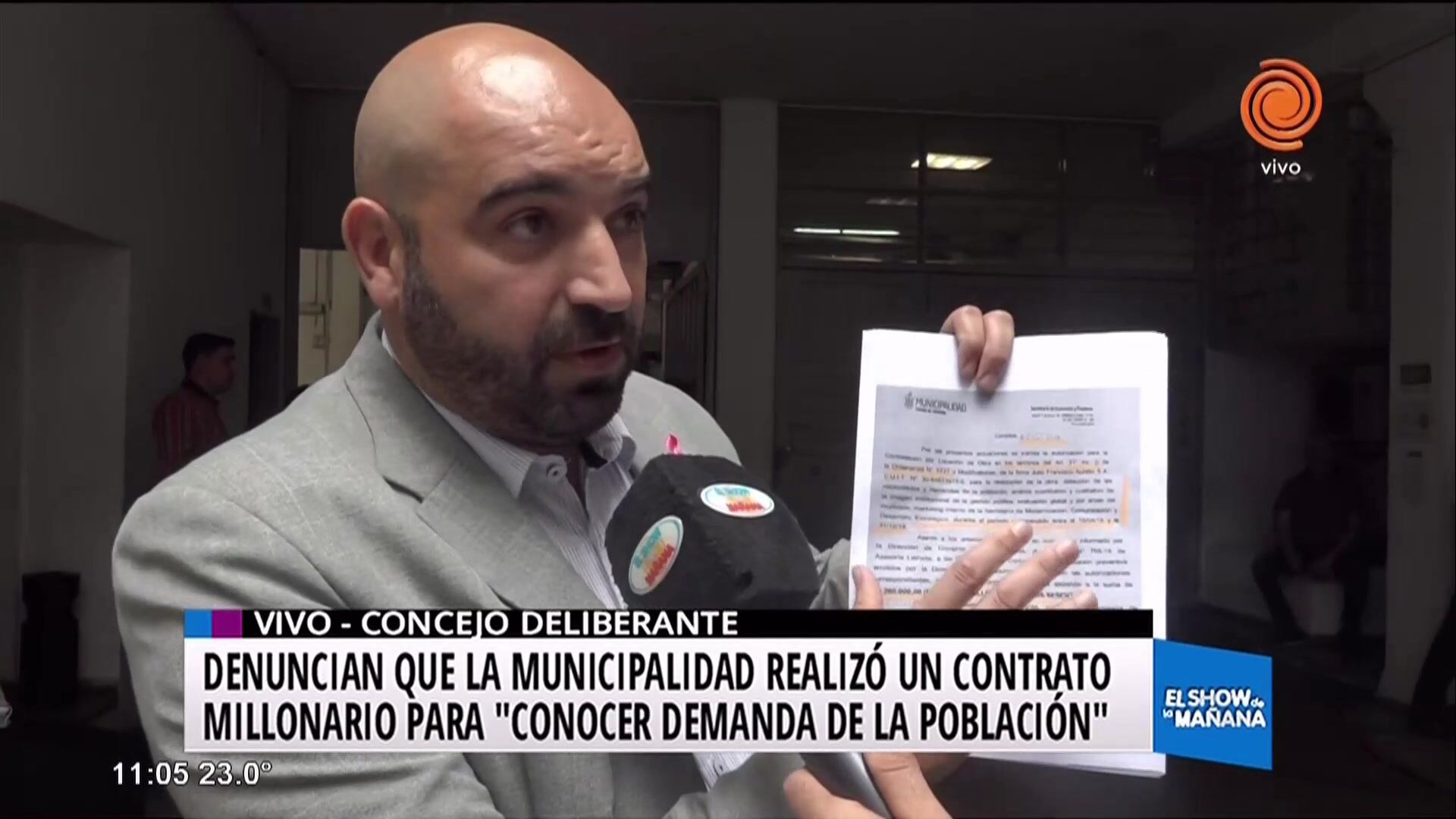 Denuncian contratación municipal