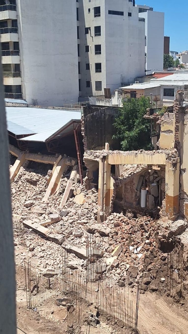 Derrumbe en barrio General Paz.