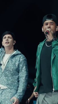 DesaKTa2 y Ulises Bueno estrenaron un nuevo videoclip de “No puedo fingirlo”