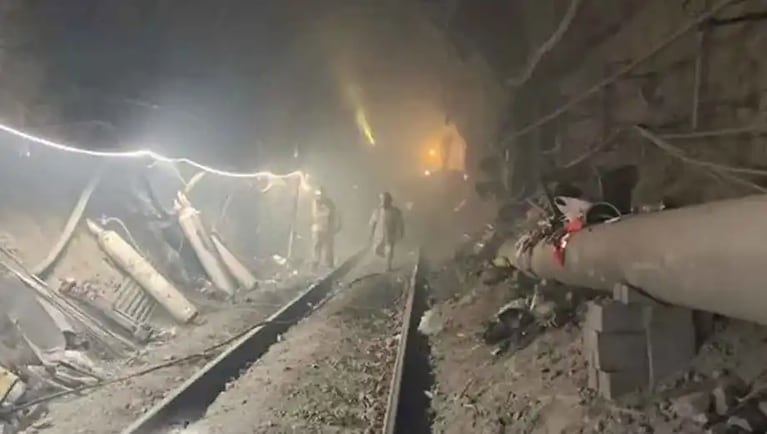 Desaparecidos, un muerto y heridos en Chile tras un sismo.
