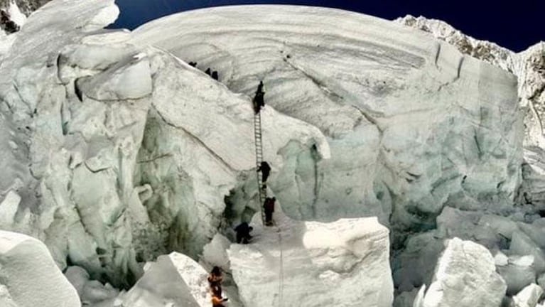 Desapareció una roca famosa del monte Everest