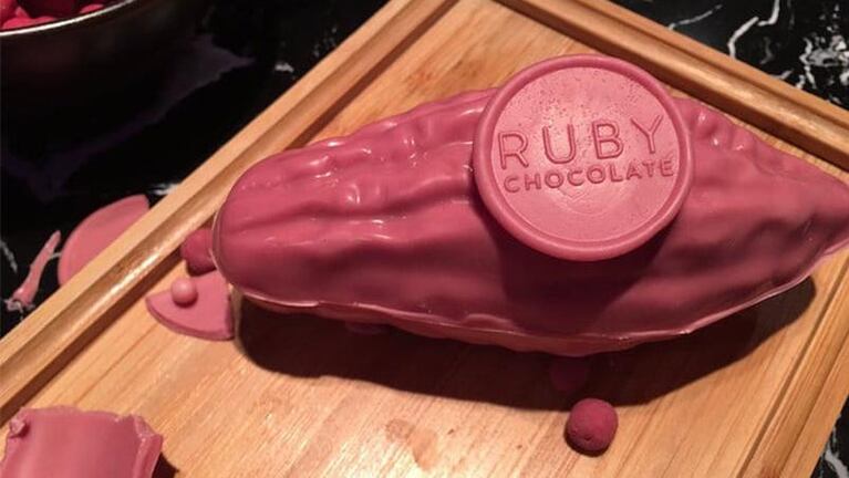 Desarrollaron una nueva clase de chocolate ¡y es rosa!