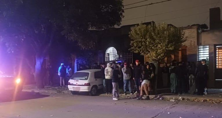 Desarticularon dos fiestas clandestinas con más de 300 personas en Córdoba