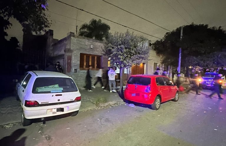 Desarticularon dos fiestas clandestinas con más de 300 personas en Córdoba
