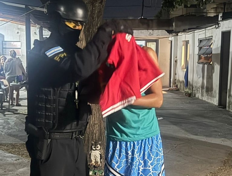 Desbarataron una banda narco familiar en Córdoba: vendían desde un local de ropa interior